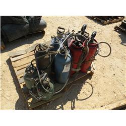 (1) LOT FIRE EXTINGUISHERS