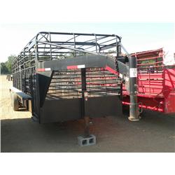 2006 CIRCLE W 30' GOOSENECK STOCK TRAILER