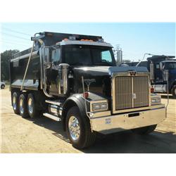 2006 WESTERN STAR 4964FX TRI-AXLE DUMP