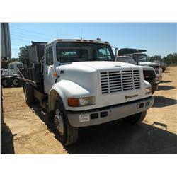 1997 INTERNATIONAL 4700 S/A FLATBED DUMP