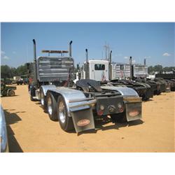 2006 PETERBILT 379 EXTENDED HOOD TRI-AXLE TRUCK TRACTOR - J.M.