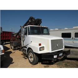 1993 VOLVO T/A ROLLOFF TRUCK
