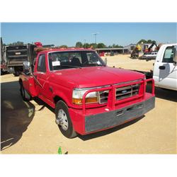 1997 FORD F350 S/A WRECKER