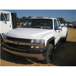 CHEVROLET 3500 DUALLY CREWCAB PICKUP