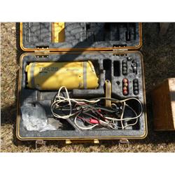 TOPCON TP-L2B W/REMOTE