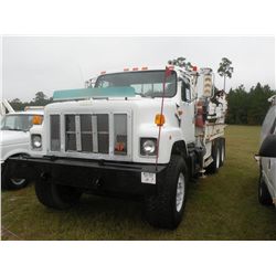 1992 INTERNATIONAL 2574 T/A FLATBED
