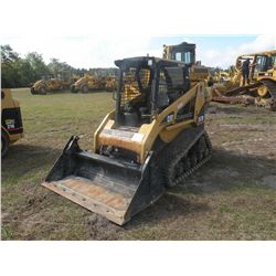 CAT 247B SKID STEER