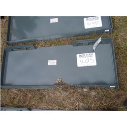 2010 MOUNT PLATE FITS SKID STEER QUICK-TACH