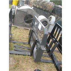 2010 VERSATECH HD 48" FORK ATTACHMENT TO FIT