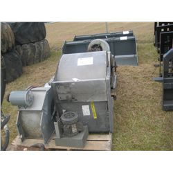 (1) LOT SQUIRREL CAGE FANS