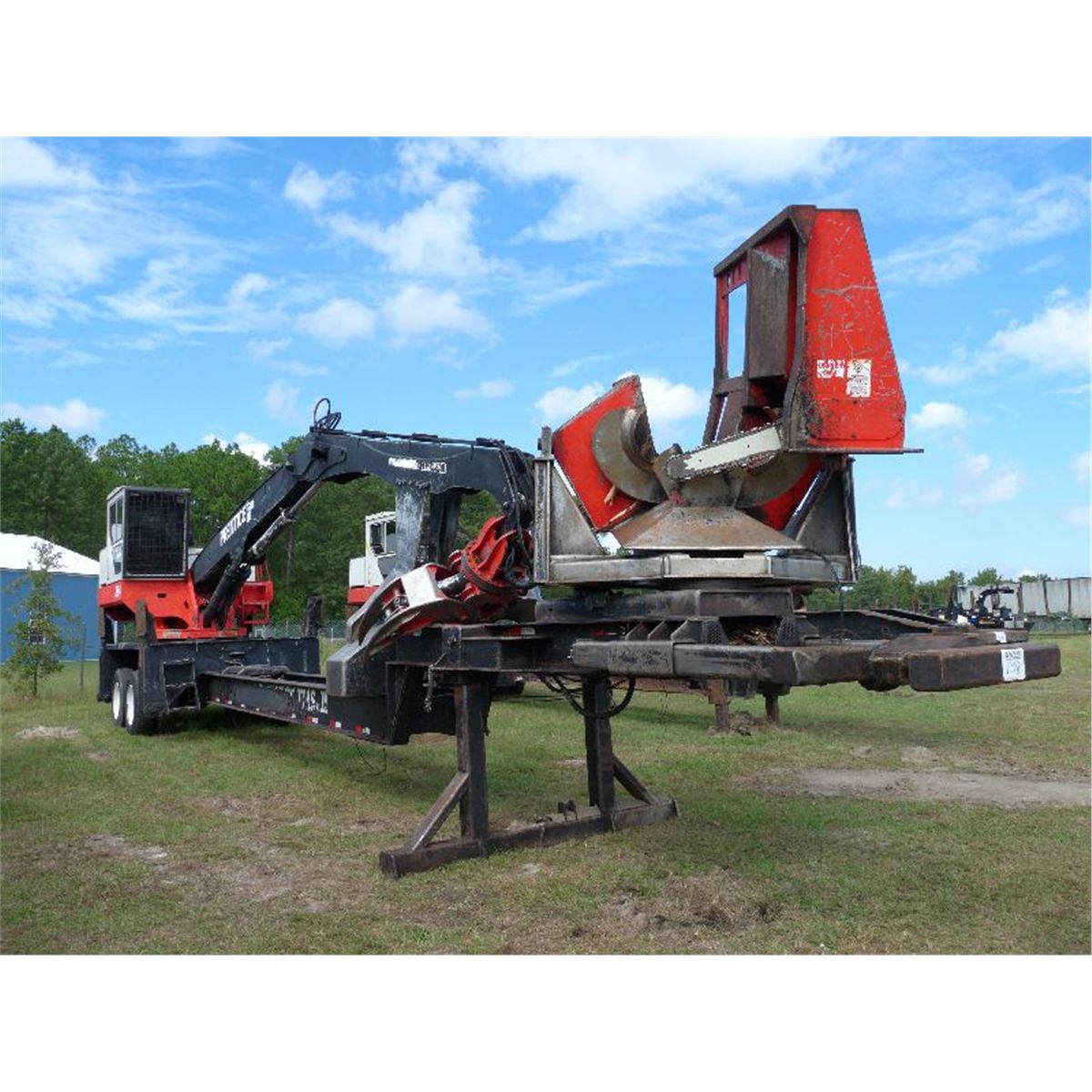 Prentice 384 PRENTICE 384 LOG LOADER - J.M. Wood Auction Company, Inc.