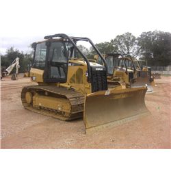 CAT D5K LGP CRAWLER TRACTOR