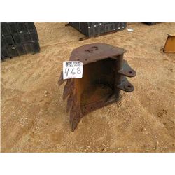 24" BUCKET FOR HYDRAULIC EXCAVATOR