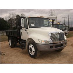 2005 INTERNATIONAL 4200 S/A FLATBED