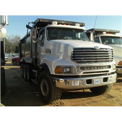 2005 STERLING LT9522 TRI AXLE DUMP