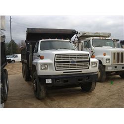 1993 FORD F900 T/A DUMP