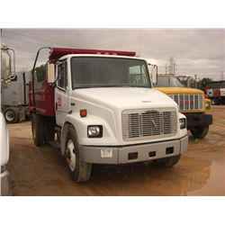 2001 FREIGHTLINER FL70 S/A DUMP