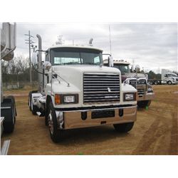 2008 MACK CHU613 TANDEM AXLE T/R