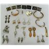 Image 2 : Collection of Miscellaneous Ethnic Jewelry