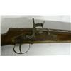 Image 5 : Wall Decor Musket and Pr. of Derringers