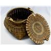 Image 2 : Native American Great Lakes Lidded Basket