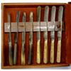 Image 1 : 8 Vintage Bone Handled Knives in Wood Box