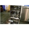 Image 2 : LG LDS5811ST STAINLESS STEEL DISHWASHER
