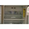 Image 5 : LG DOUBLE DOOR FRIDGE/FREEZER WITH ICE MAKER