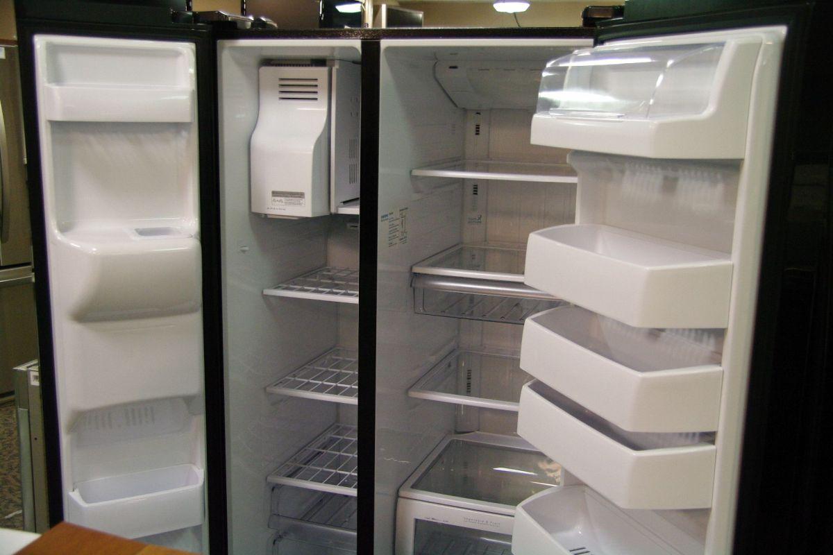 Samsung Rs2530 Black Double Door Fridge Freezer