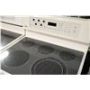 Image 2 : LG WHITE CONVECTION OVEN WITH 5 BURNER COOKTOP