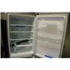 Image 2 : LG SLIM STAINLESS STEEL FRIDGE FREEZER