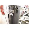 Image 1 : SELECT PUNCHING BAG