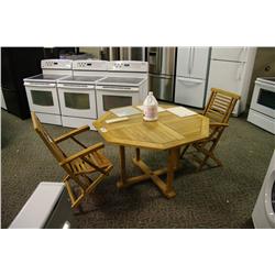 TEAK OCTAGANAL BISTRO SET WITH TABLE & CHAIRS