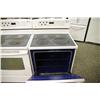 Image 2 : LG WHITE CONVECTION OVEN WITH 5 BURNER COOKTOP