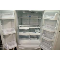 LG WHITE DOUBLE DOOR FRIDGE WITH PULL OUT FREEZER