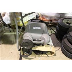 2 BACK PACK SPRAYERS