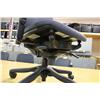 Image 2 : TEKNION AMICUS GREY ERGONOMIC TASK CHAIR