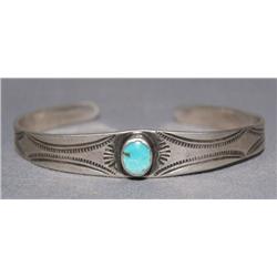 NAVAJO STERLING SILVER BRACELET