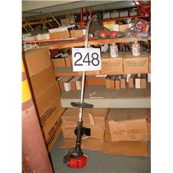 RED-MAX MODEL BT-2200LDC STRAIGHT SHAFT GRASS TRIMMER – DEMO UNIT            (1X)