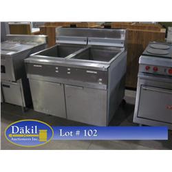 FRYMASTER DOUBLE WELL FRYER