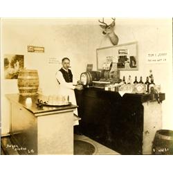 Los Angeles,CA - Los Angeles County - Saloon Interior Photograph :