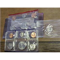 1996 US MINT SET (UNC) P/D W/1996-W DIME