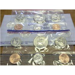 1998 US MINT SET (UNC) P/D