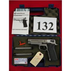 Smith & Wesson 4566 TSW 45 ACP Tactical Pistol