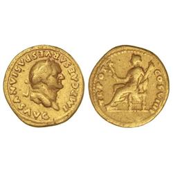 Áureo. Acuñada el 79 d.C. VESPASIANO. Anv.: IMP. CAESAR VESPASIANVS AVG. Cabeza laureada de Vespasia