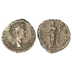 Denario. Acuñada el 155-156 d.C. MARCO AURELIO. Anv.: AVRELIVS (CAES. ANTO)N. AVG. PII F. Cabeza des