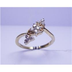 18 Karat Gold Diamonds Ring. .25 Carat Diamonds 2.69 Grams Weight