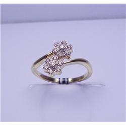 18 Karat Gold Diamonds Ring. .14 Carat Diamonds 3.15 Grams Weight