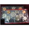 Image 1 : 304. 1984 U.S. Mint Set in original cellophane. No envelope.