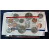 Image 2 : 327. 1992 U.S. Mint Set. In original cellophane and envelope.